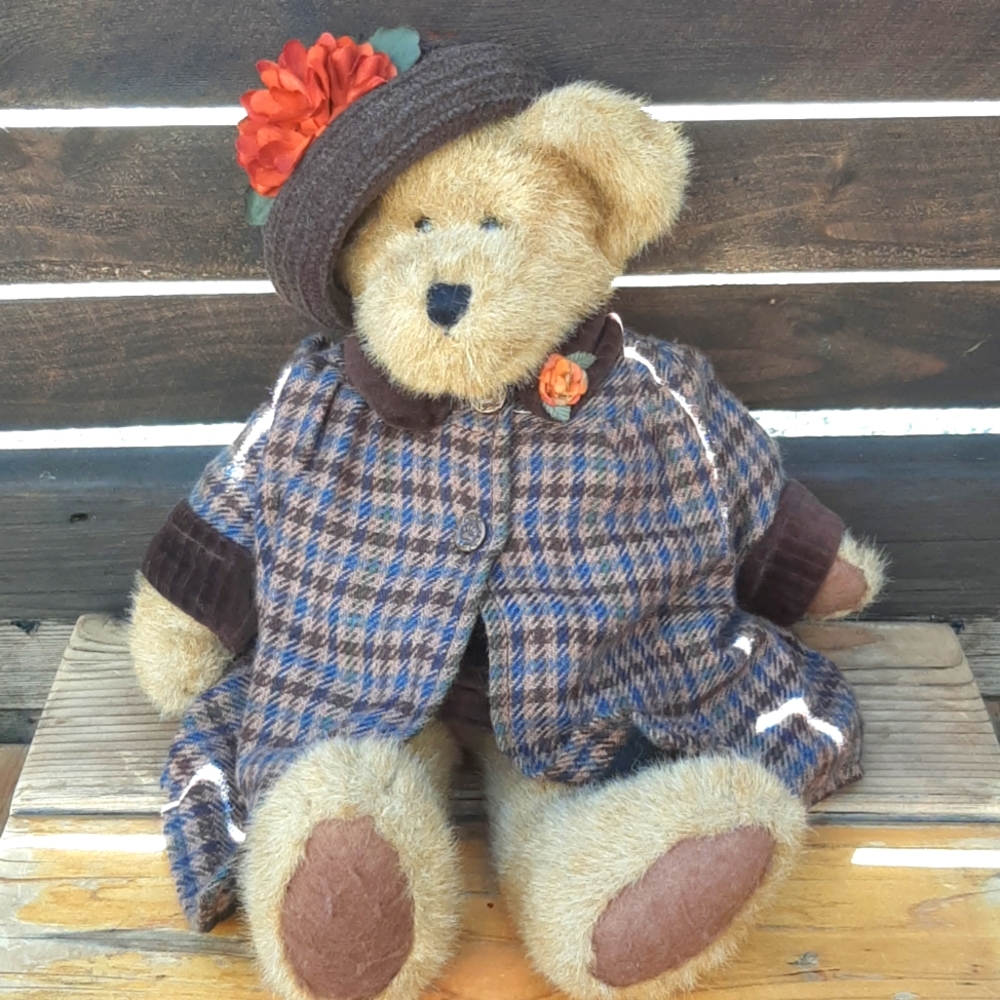 BOYDS bears collection vintage 1990-99 Stuffed Dog / bear in clothes. - Picture 1 of 12